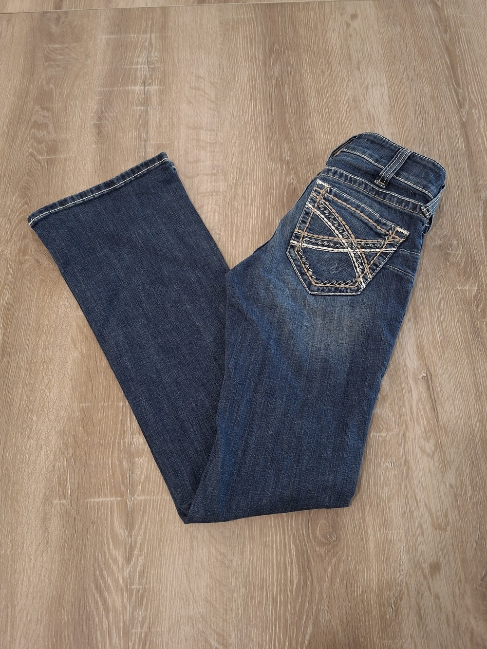 Ariat R.E.A.L. Women's Mid Rise Bootcut Jeans 26R Festival Blue Western